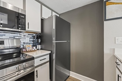 Completely remodeled from top to bottom at the end of 2023, this - photo 10