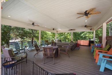 LUXURY WATERFRONT ESTATE Gated Entry, Custom Built Main + Guest - photo 40