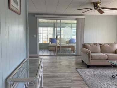 Discover the perfect blend of comfort, style, and Florida - photo 10