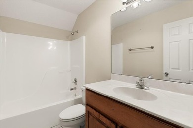 New Roof | New HVAC (Upstairs) | New Carpet | Fresh Interior - photo 21