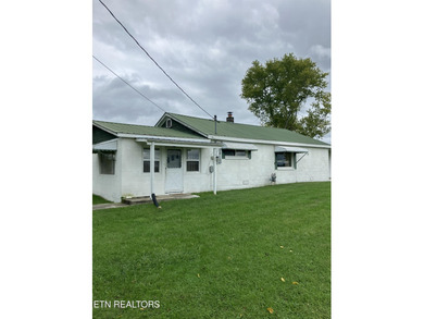 (private lake, pond, creek) Home For Sale in Clarkrange Tennessee