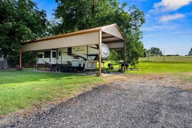 Discover your own private retreat just across a private - photo 3