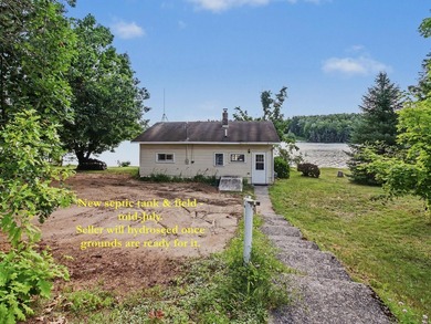 Large lot w/131' of frontage on spring-fed, all-sport, 80 acre - photo 35