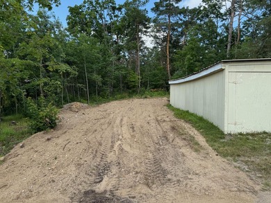 Large lot w/131' of frontage on spring-fed, all-sport, 80 acre - photo 39