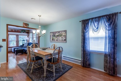 Welcome to this beautifully maintained expanded Gladwin model - photo 8