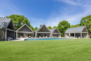 Originally conceived as the Laguna Project, 9 Margarets is an - photo 1