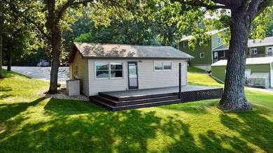 Enjoy the timeless charm of lake life at this nostalgic retreat - photo 3