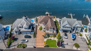 Welcome to one of the most extraordinary waterfront estates ever - photo 4
