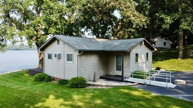 Enjoy the timeless charm of lake life at this nostalgic retreat - photo 4