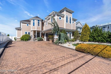 Welcome to one of the most extraordinary waterfront estates ever - photo 9