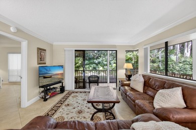 Beautifully maintained 2-bedroom, 2-bath first-floor corner - photo 3
