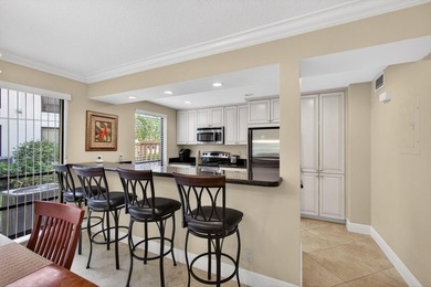 Beautifully maintained 2-bedroom, 2-bath first-floor corner - photo 7
