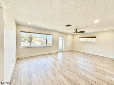 Pirate Harbor ! Beautifully remodeled 3-bedroom, 2-bath - photo 11