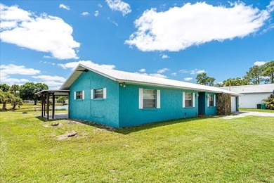 Spacious CBS lakefront home on a desirable corner lot! This - photo 7