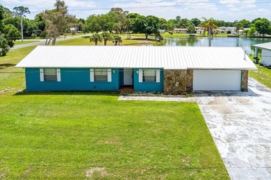 Spacious CBS lakefront home on a desirable corner lot! This - photo 8