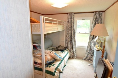 Waterfront living on Trestle Works Bay with a true fish-spawning - photo 21
