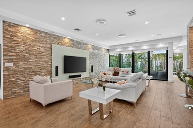 Stunning modern home in prestigious Coral Ridge Country Club! - photo 8