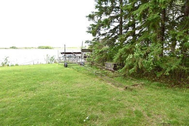 Waterfront living on Trestle Works Bay with a true fish-spawning - photo 29