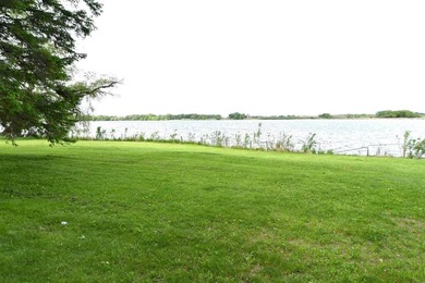 Waterfront living on Trestle Works Bay with a true fish-spawning - photo 31