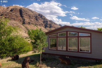 Lake Home For Sale in Imnaha, Oregon