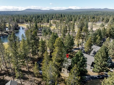 (private lake, pond, coastal) Townhome/Townhouse For Sale in Sunriver Oregon