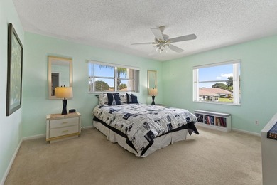 Beautiful second floor end unit located in the guard gated High - photo 14