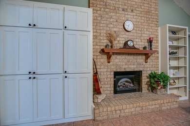 WOW!!! Spacious 4BR/2BA home located on a beautiful tree lined - photo 15