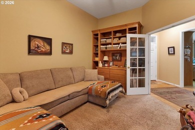 Custom built single level home with vaulted ceilings, gas - photo 26