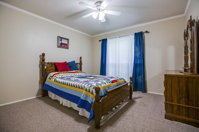 WOW!!! Spacious 4BR/2BA home located on a beautiful tree lined - photo 28