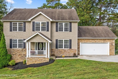 Melton Hill Lake Home For Sale in Clinton Tennessee