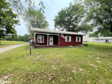 Rathbun Lake Home For Sale in Plano Iowa
