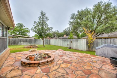WOW!!! Spacious 4BR/2BA home located on a beautiful tree lined - photo 33