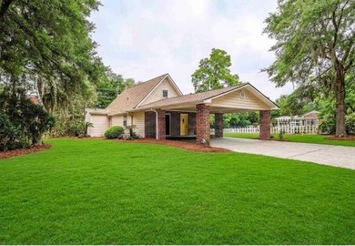 ***Major Price Reduction***Welcome to your Southern retreat at - photo 40