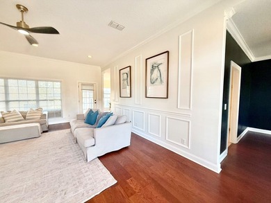 Welcome to your private lakefront retreat in Baymeadows Estates! - photo 8