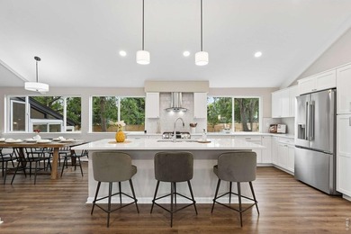 Mountain Views! LOW TAXES, NO HOA! Come in and experience this - photo 11