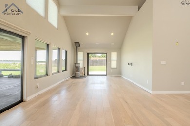 Unique modern lakefront home featuring 3 bedrooms, 2 full baths - photo 13