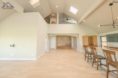 Unique modern lakefront home featuring 3 bedrooms, 2 full baths - photo 16