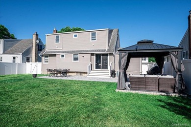 Welcome Home to this ABSOLUTELY SPECTACULAR home nestled in the - photo 28