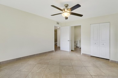 Welcome home to the tranquil community of Dunbar Woods, nestled - photo 28