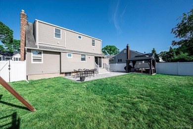 Welcome Home to this ABSOLUTELY SPECTACULAR home nestled in the - photo 29