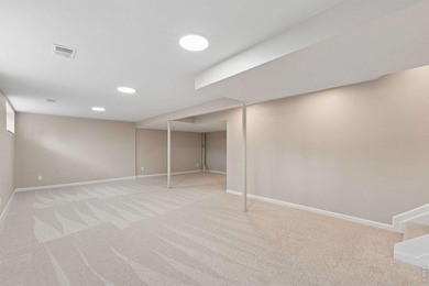 Mountain Views! LOW TAXES, NO HOA! Come in and experience this - photo 36