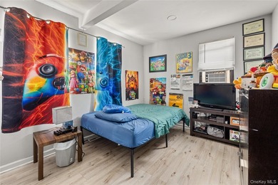 Welcome to this ranch-style home conveniently located in Bay - photo 6
