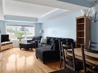 Carefree Luxury Living Just Minutes from the Beach! If you're - photo 7