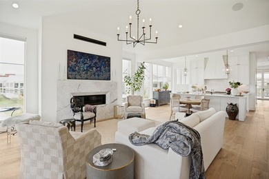 Barely lived in and impeccably maintained, this exceptional - photo 7