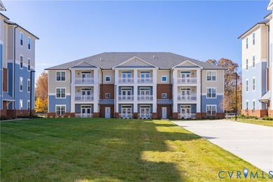 MOVE-IN READY! Fabulous opportunity to own a beautiful - photo 2