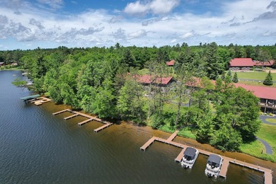 This is a first level, rare and highly desirable 3 bedroom unit - photo 3