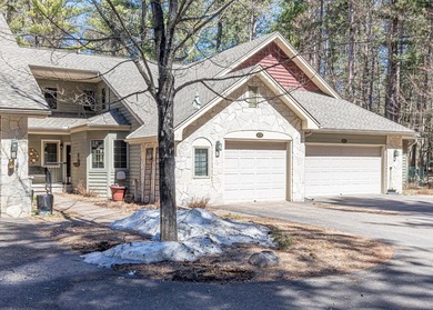 Hidden in the woods, just minutes from downtown Minocqua, in a - photo 1