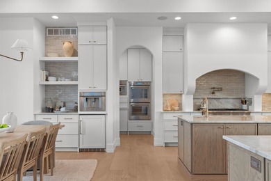 Extraordinary luxury estate offering nearly 21 acres with a - photo 12