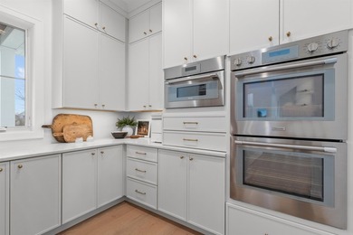 Extraordinary luxury estate offering nearly 21 acres with a - photo 16