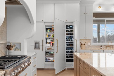 Extraordinary luxury estate offering nearly 21 acres with a - photo 17